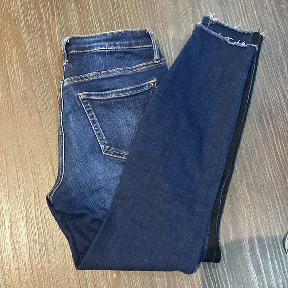 R jeans in lovely dark denim with some fading and piping down the sides. - Picture 2 of 9